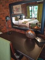 24 Onvrey Guest House