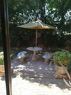 24 Onvrey Guest House