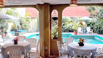 Hotel Solimar Inn Suites