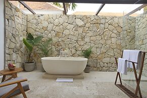 Motama Villa