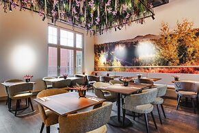 Terhills Hotel