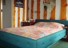 Motor court Motel