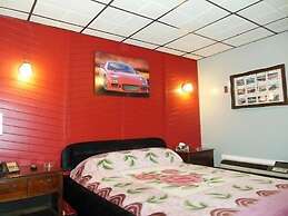 Motor court Motel