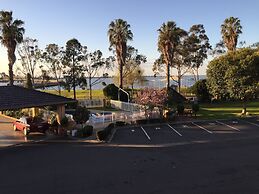Lakeview Motel