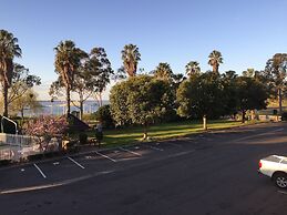 Lakeview Motel