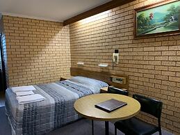 Lakeview Motel