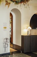 Pavilion Hotel & Social Club