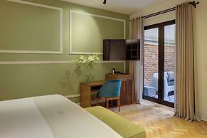Roso Guest House
