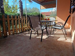 Holiday Home Višnja with Pool