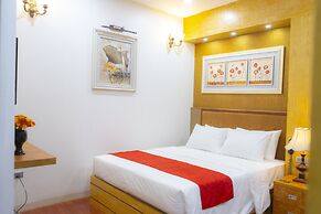 Moon Hotel