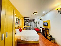 Moon Hotel