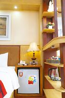 Moon Hotel