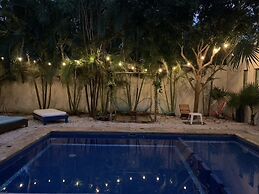 CASA BORUSH