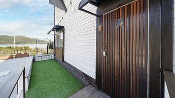 Namhae Seven House