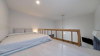 Namhae Seven House