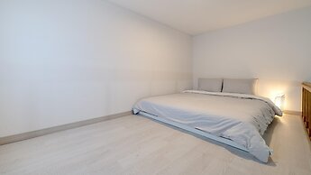 Namhae Seven House