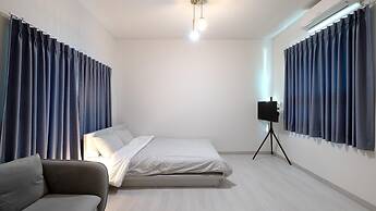 Namhae Seven House
