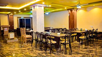 Hotel Star Holiday