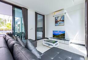 4 Bedroom Modern Pool Villa BL10