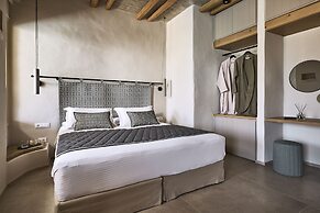 Apsila Pool Suites