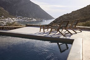 Apsila Pool Suites