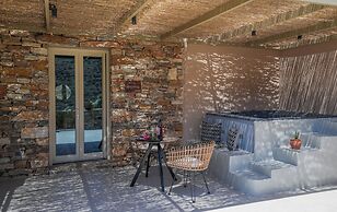 Apsila Pool Suites