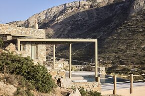 Apsila Pool Suites
