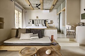 Apsila Pool Suites