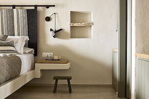 Apsila Pool Suites
