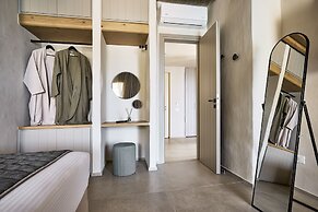 Apsila Pool Suites