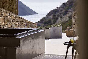 Apsila Pool Suites