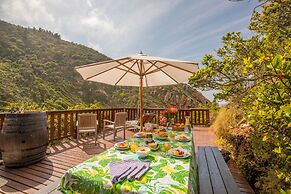 Ballots Bay Treehouse by HostAgents