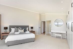 Villa Kyma by HostAgents