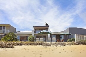 Villa Kyma by HostAgents