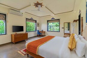 Traavista Aravali Mahal
