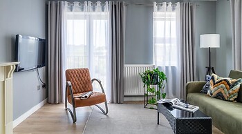 Captivating 2-bed Apartment in Chatham