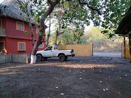 HOTEL PEZ DE ORO