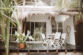 CASA ZABA