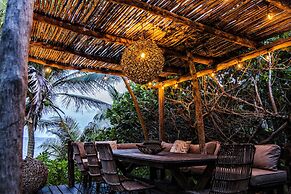 CASA ZABA