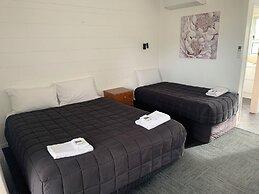 Brooklyne Motel Sanson