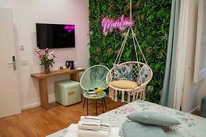 Mareluna Rooms