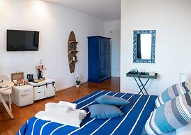 Mareluna Rooms