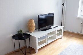 2ndhomes Central 1BR City Apartment