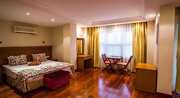 SYNOSSE PARK HOTEL