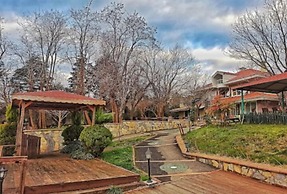 SYNOSSE PARK HOTEL