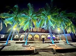 HOTEL TESORO BEACH