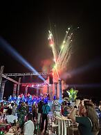 HOTEL TESORO BEACH