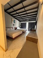 HOTEL TESORO BEACH