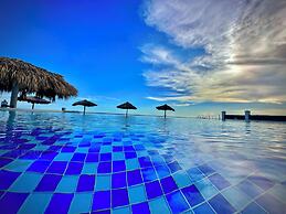 HOTEL TESORO BEACH