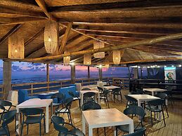 HOTEL TESORO BEACH